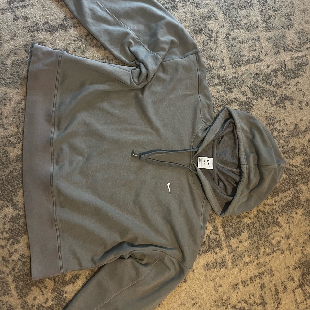 Nike women’s Pullover Hoodie